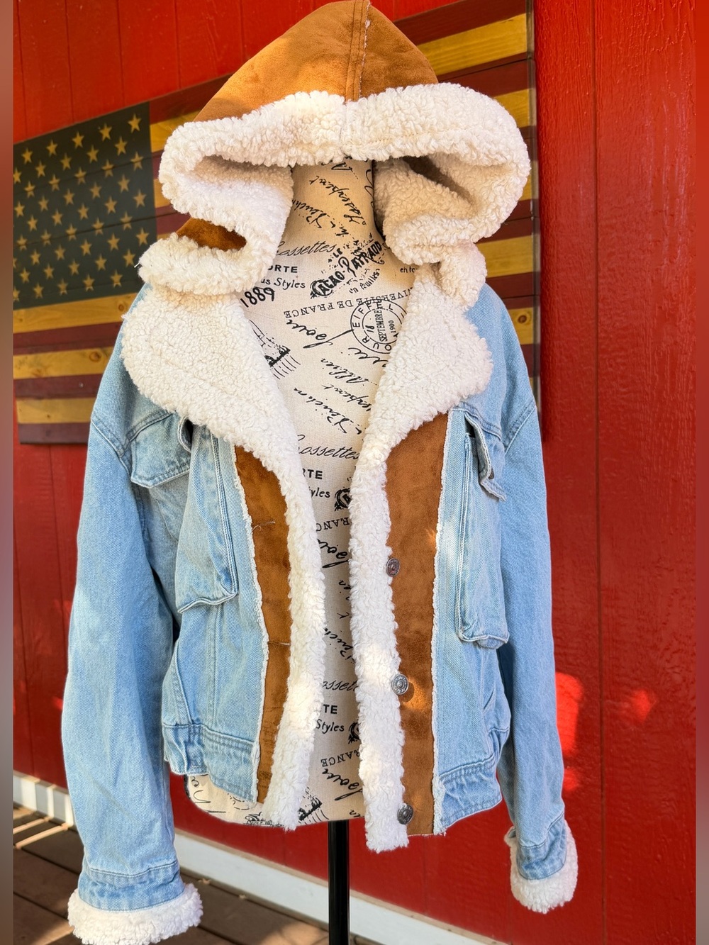We The Free Sherpa-Lined Hooded Denim Jacket – Medium - Picture 2 of 5